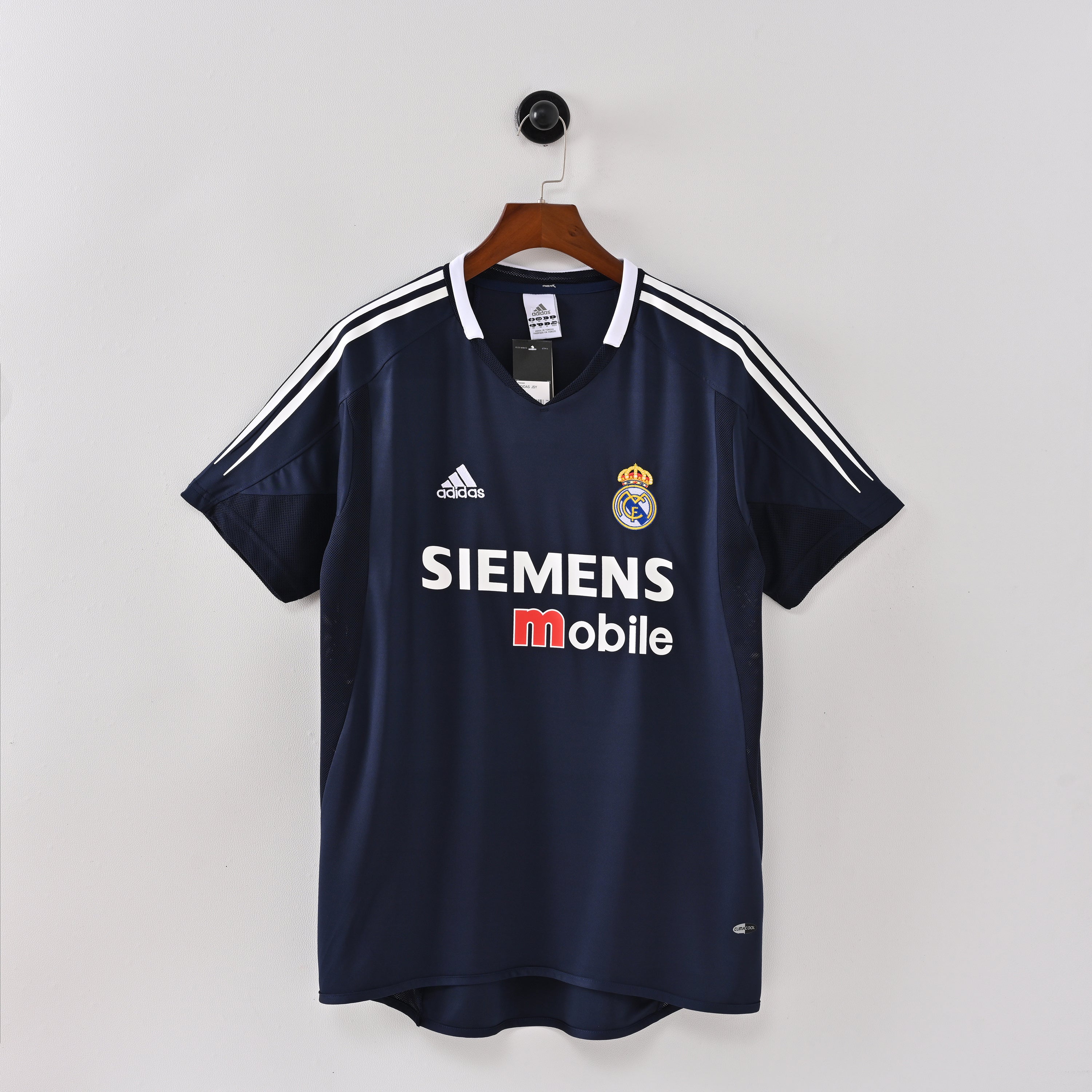 Real Madrid 2004/2005 Away Shirt