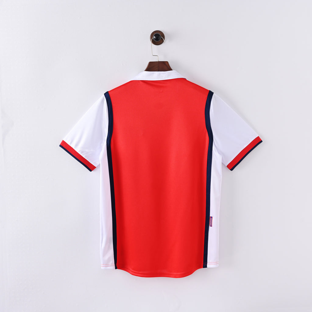 1998-99 Arsenal FC home jersey.