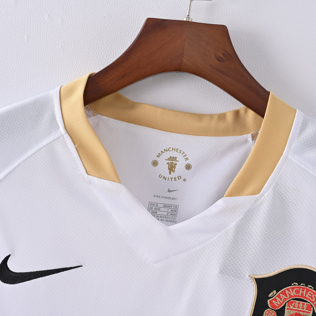 2006-08 Manchester United Away Shirt