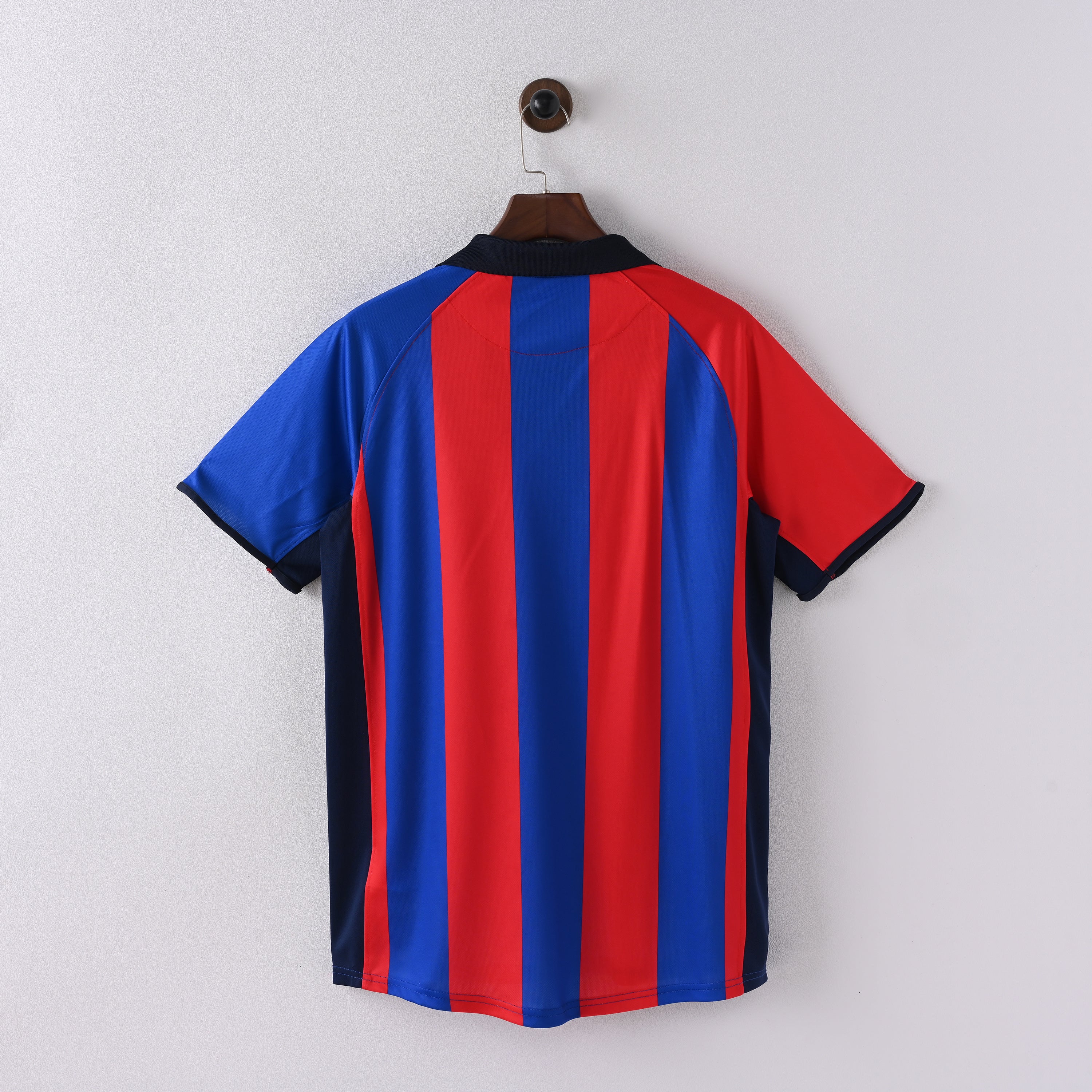Nike FC Barcelona 2001/02 home retro kit.